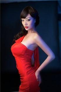 王李丹妮最新照片,优雅魅力尽显